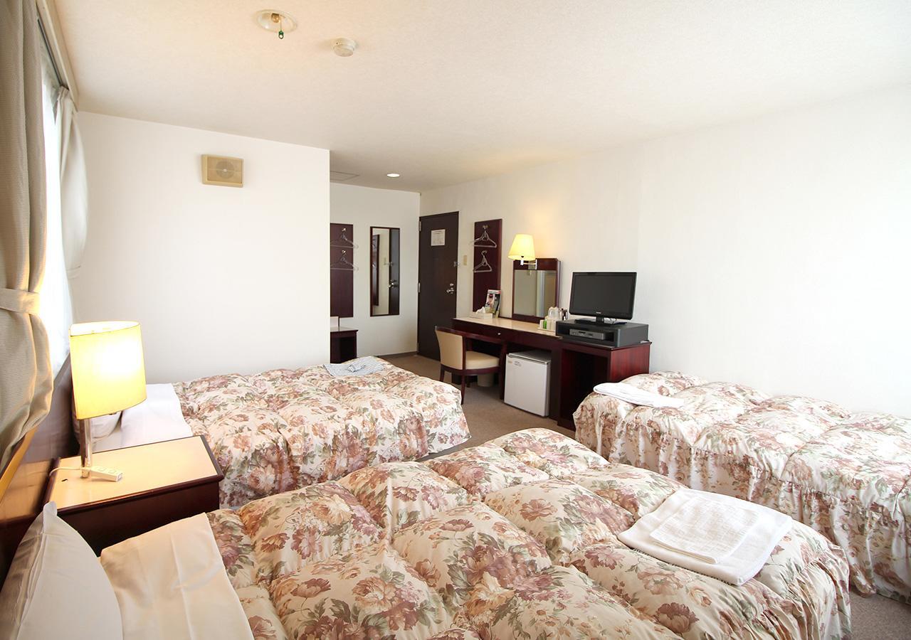 Royal Inn Shinyamaguchi Ekimae Bagian luar foto